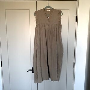 Neuflora Primrose Dress in Beige